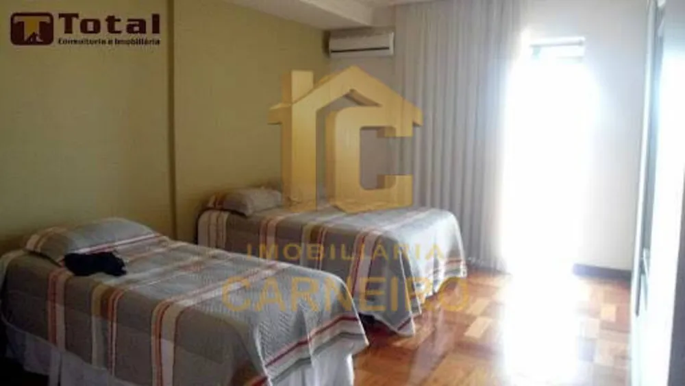 Casa, 4 quartos, 360 m² - Foto 4