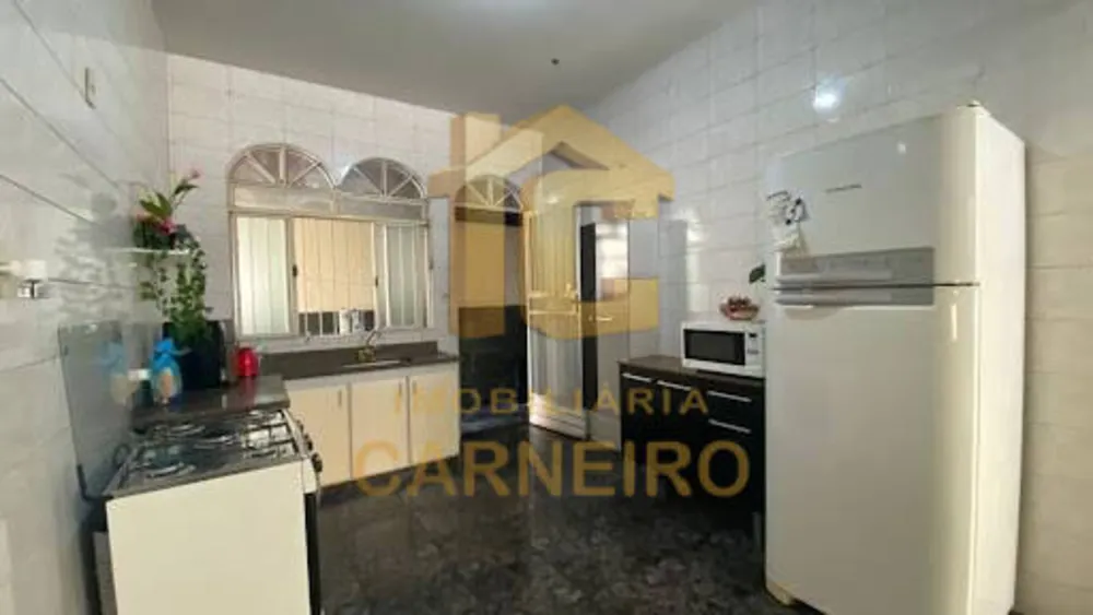 Casa, 3 quartos, 200 m² - Foto 1