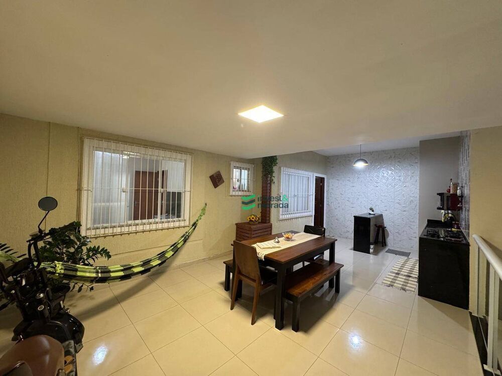 Casa, 2 quartos, 62 m² - Foto 1