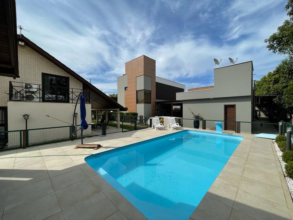 Casa, 4 quartos, 229 m² - Foto 3