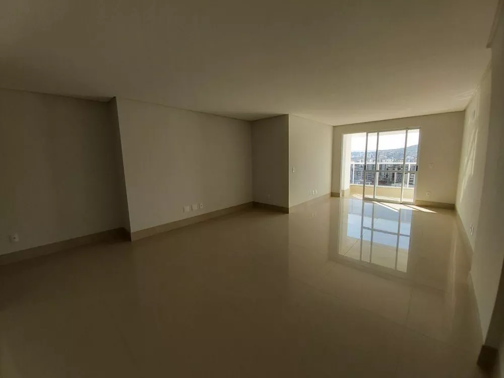 Apartamento à venda com 3 quartos, 155m² - Foto 11