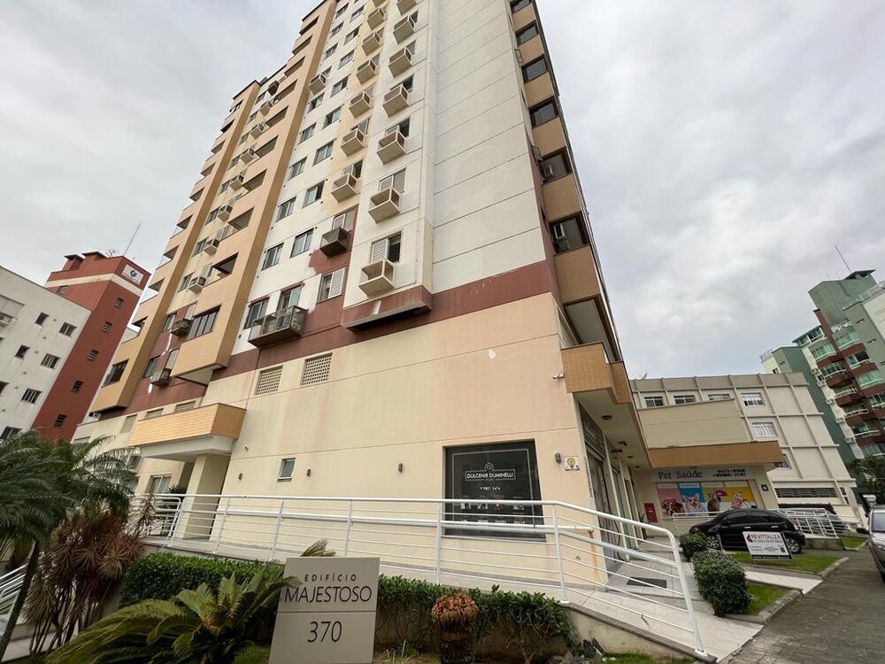 Apartamento à venda com 3 quartos, 95m² - Foto 7
