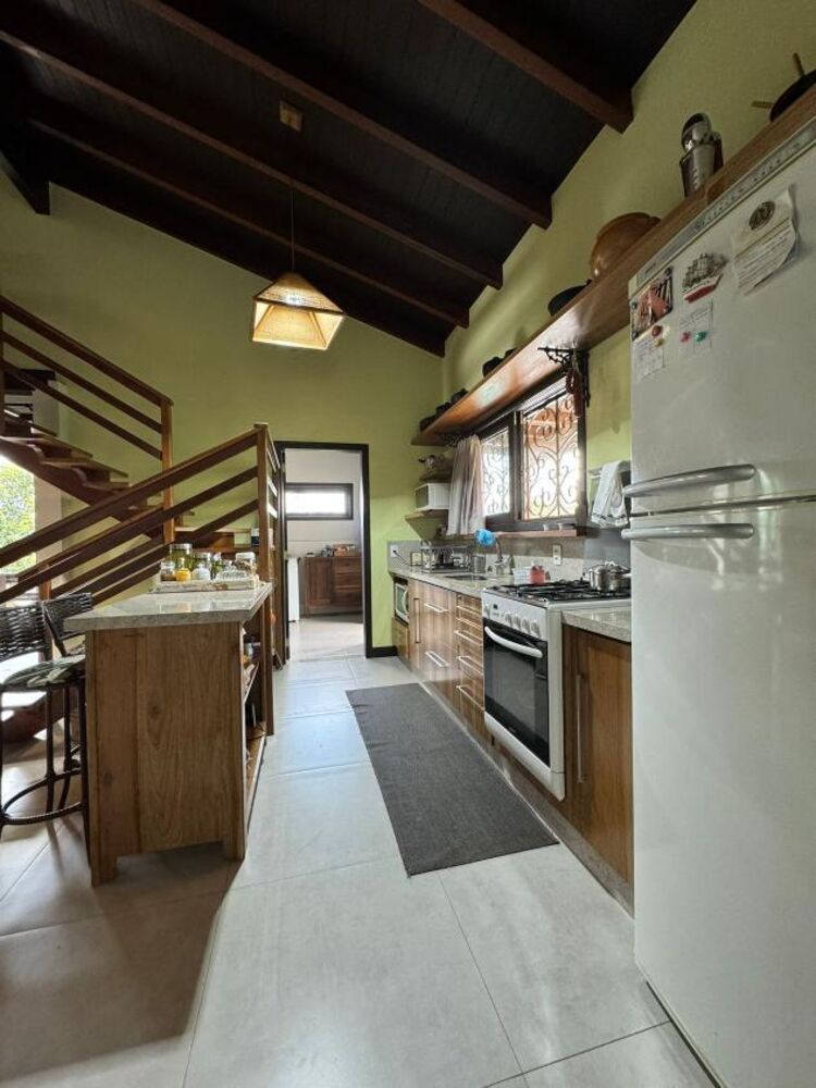 Casa, 3 quartos, 300 m² - Foto 2