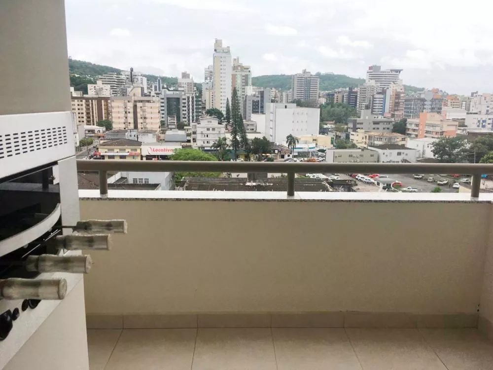 Apartamento à venda com 3 quartos, 92m² - Foto 2