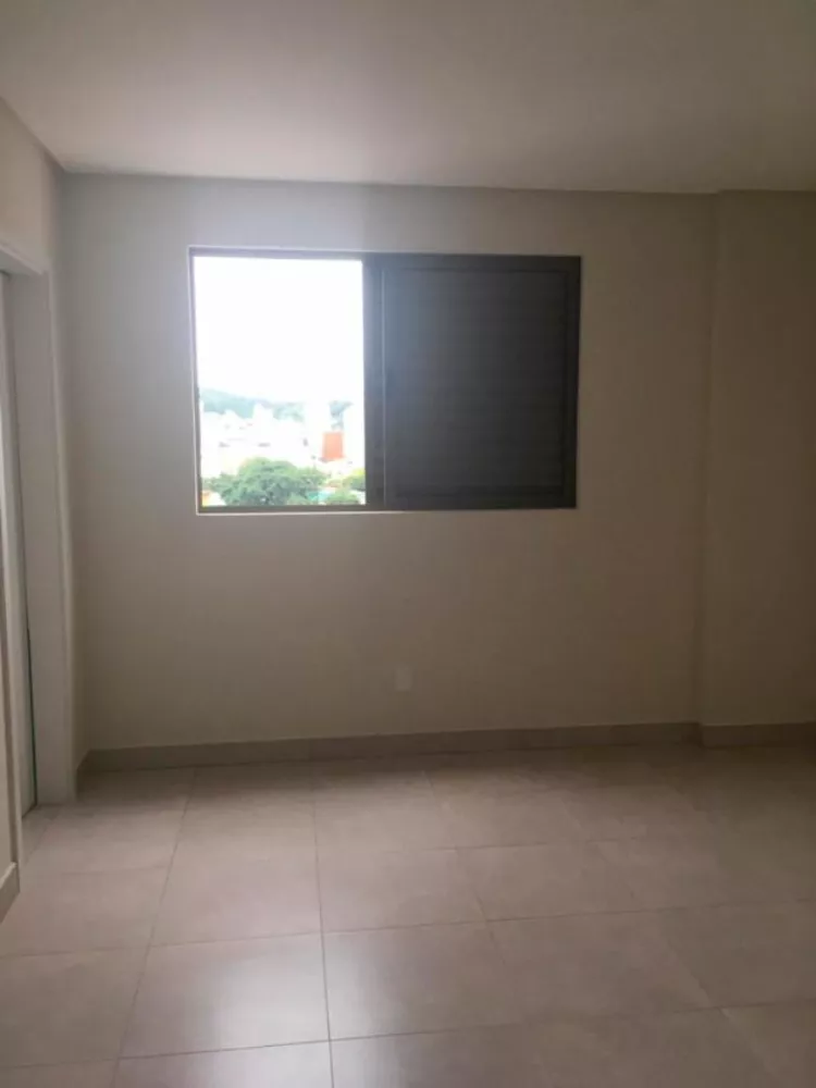 Apartamento à venda com 3 quartos, 92m² - Foto 6