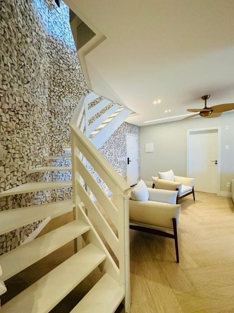 Cobertura, 3 quartos, 157 m² - Foto 4