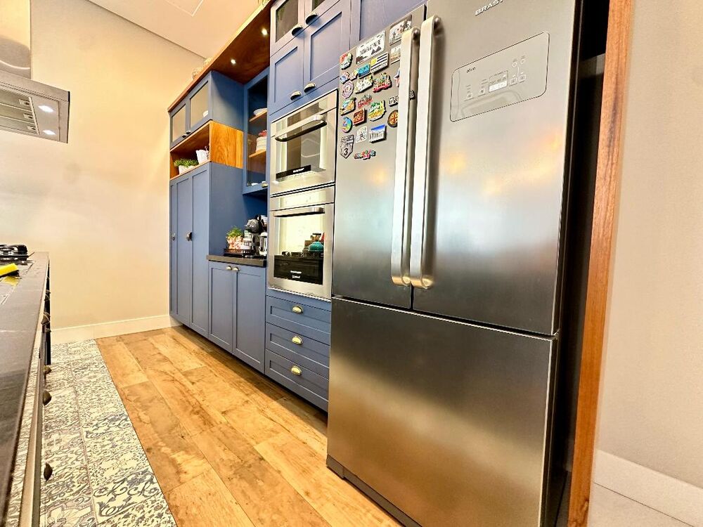 Casa, 3 quartos, 231 m² - Foto 1