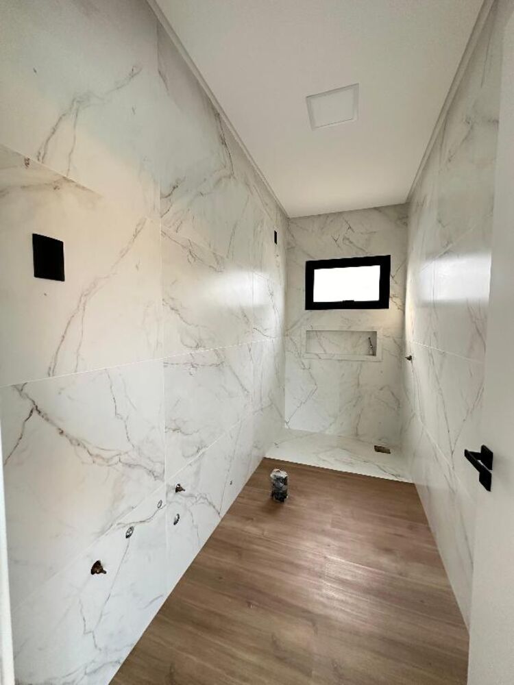 Casa, 3 quartos, 240 m² - Foto 4