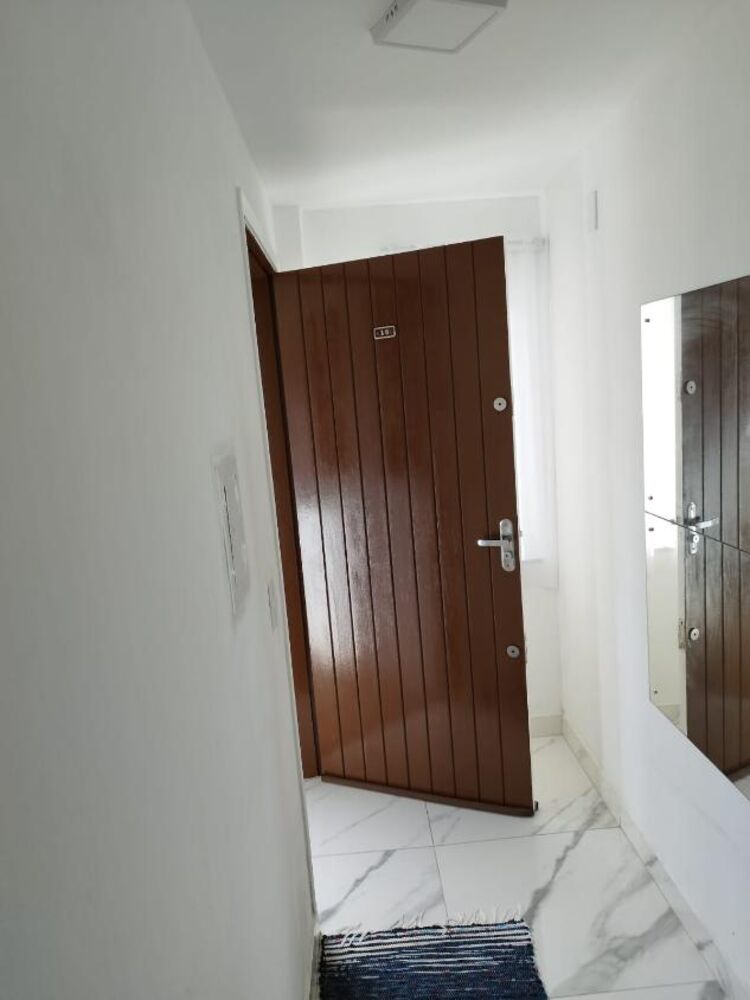 Apartamento à venda com 1 quarto, 42m² - Foto 1