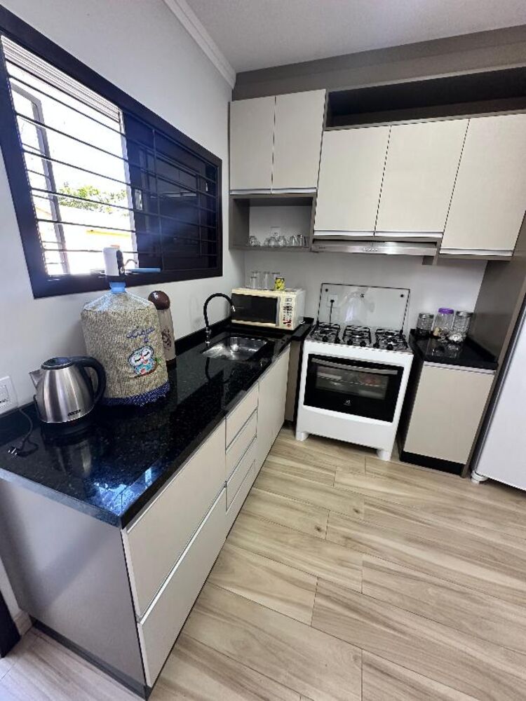 Casa à venda com 2 quartos, 110m² - Foto 8