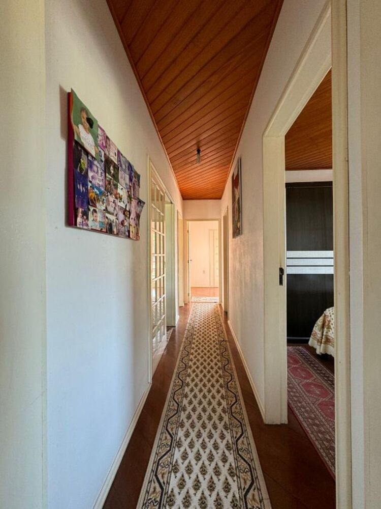 Casa à venda com 4 quartos, 250m² - Foto 6