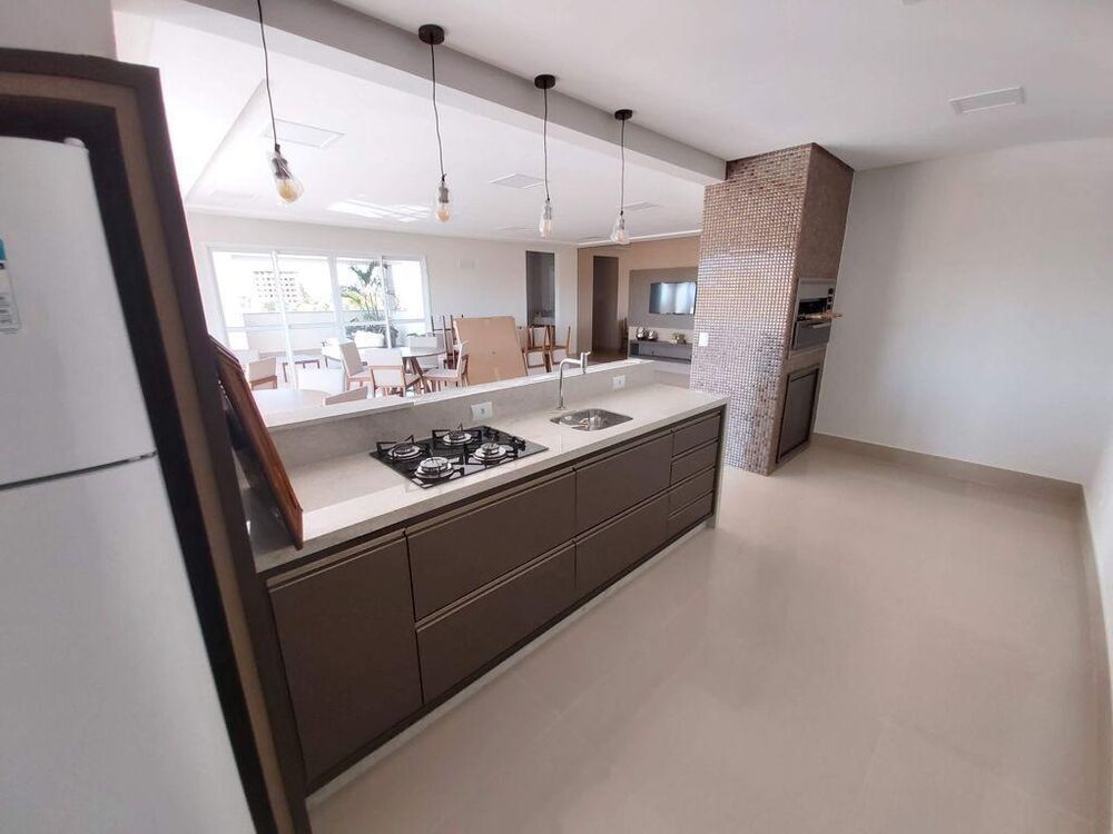 Apartamento à venda com 3 quartos, 87m² - Foto 2