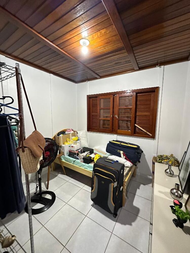 Casa à venda com 2 quartos, 90m² - Foto 9