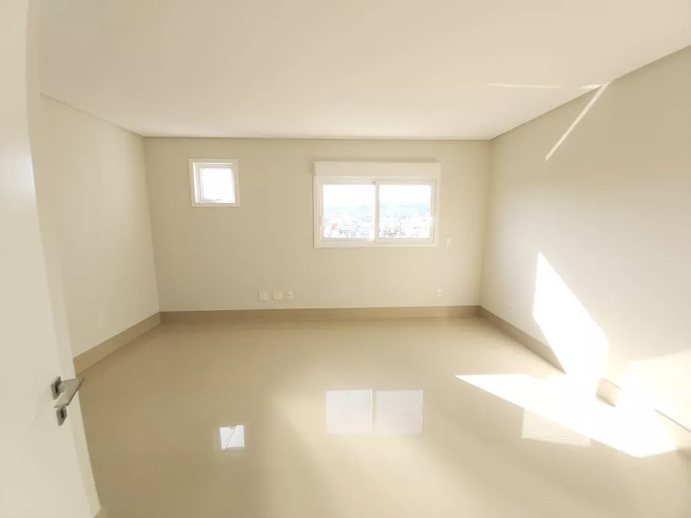 Apartamento à venda com 3 quartos, 152m² - Foto 13