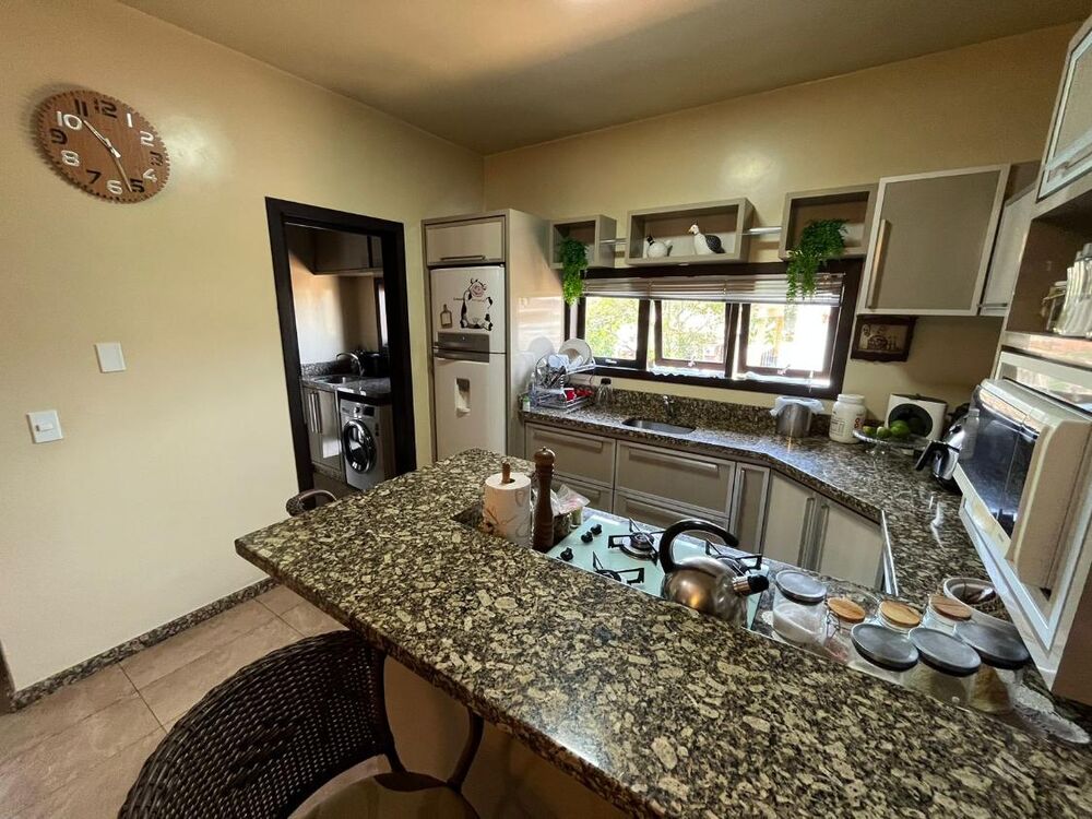 Casa, 3 quartos, 200 m² - Foto 2