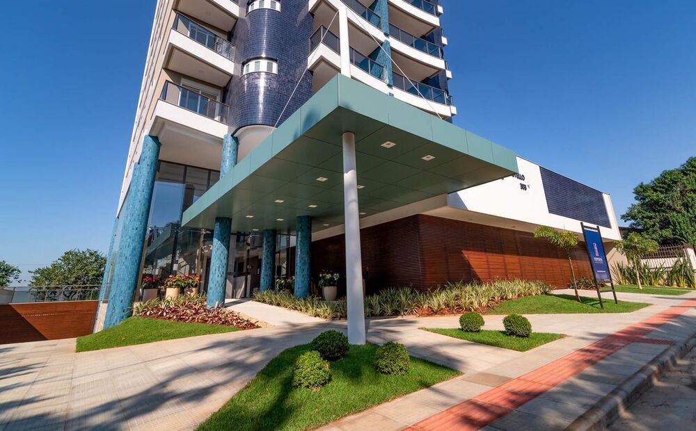 Apartamento à venda com 3 quartos, 172m² - Foto 1