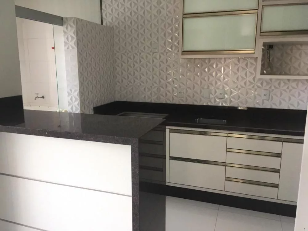 Apartamento à venda com 3 quartos, 77m² - Foto 4