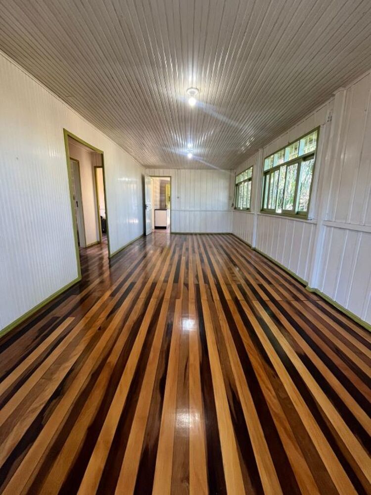 Casa, 4 quartos, 190 m² - Foto 1