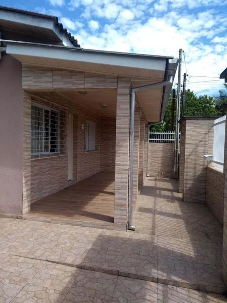 Casa à venda com 3 quartos, 119m² - Foto 3