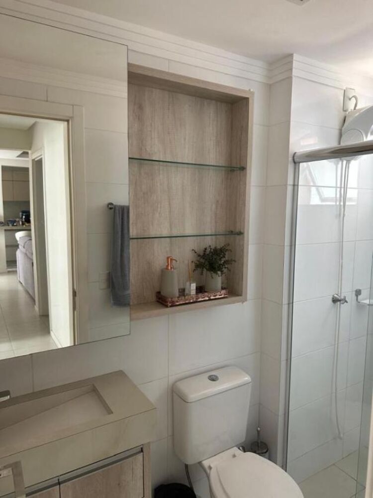 Apartamento à venda com 3 quartos, 80m² - Foto 2