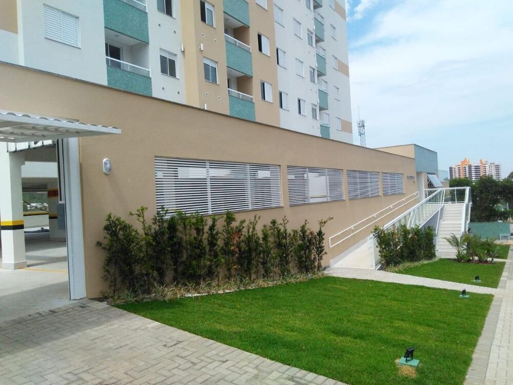 Apartamento à venda com 3 quartos, 84m² - Foto 1