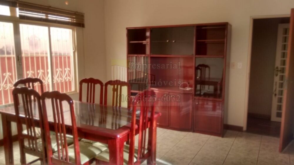 Casa, 3 quartos, 260 m² - Foto 2