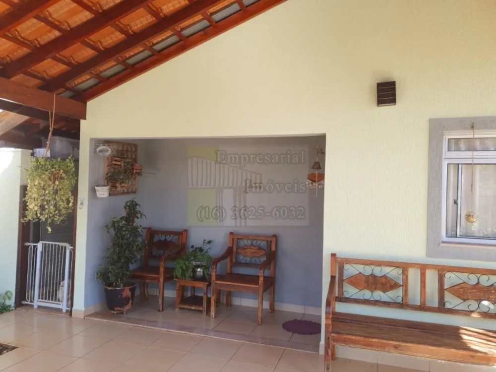 Casa, 3 quartos, 131 m² - Foto 1