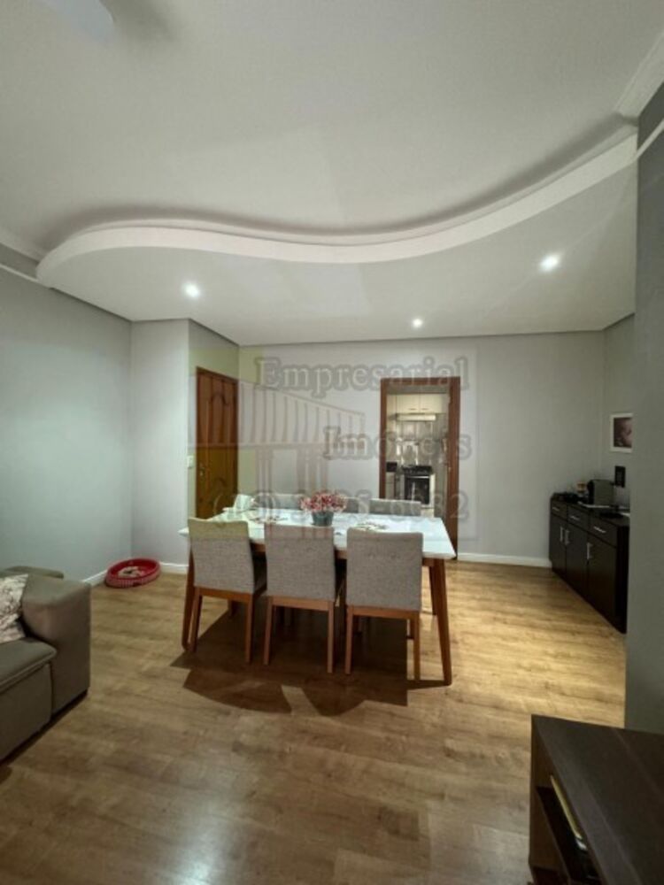 Apartamento à venda com 3 quartos, 90m² - Foto 2