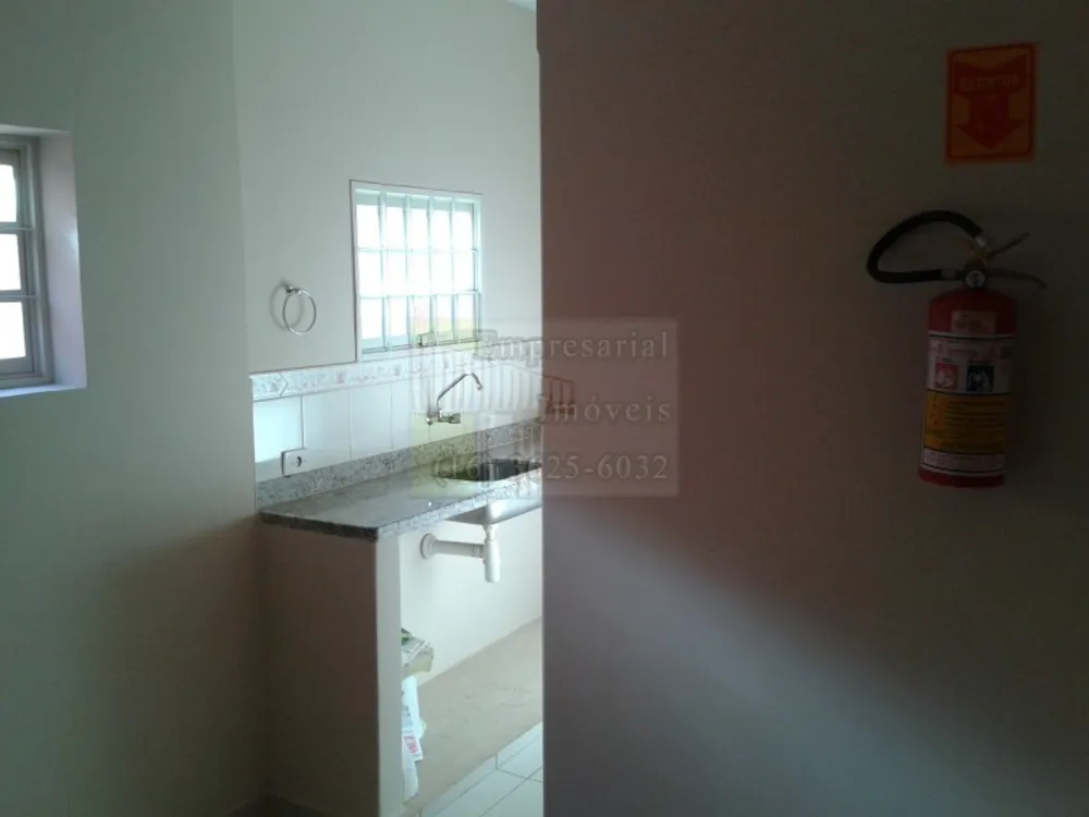 Prédio Inteiro - Foto 1