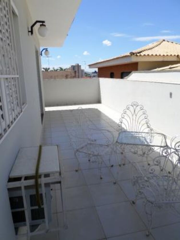 Casa à venda com 4 quartos - Foto 3