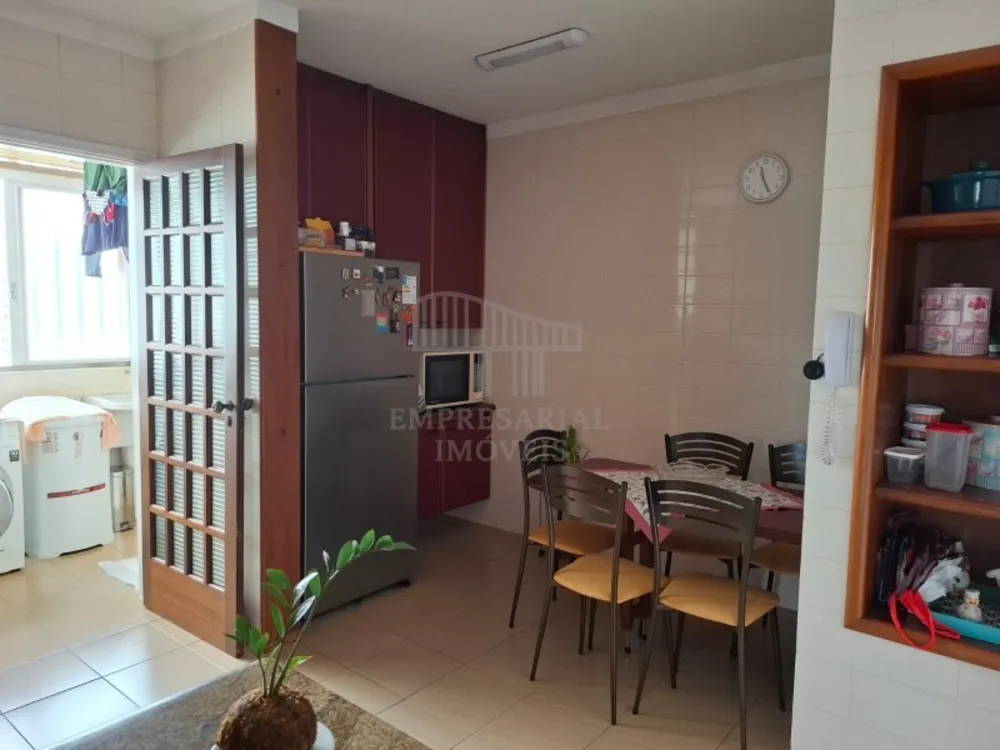 Apartamento, 3 quartos, 135 m² - Foto 2