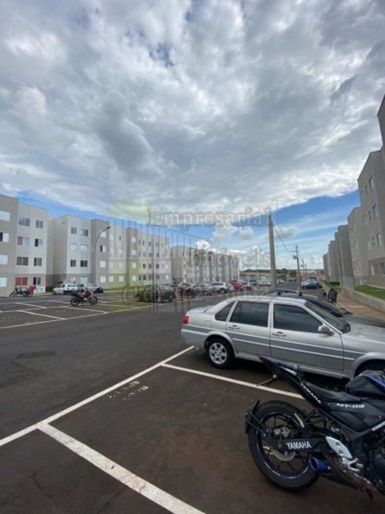 Apartamento à venda com 2 quartos, 43m² - Foto 11
