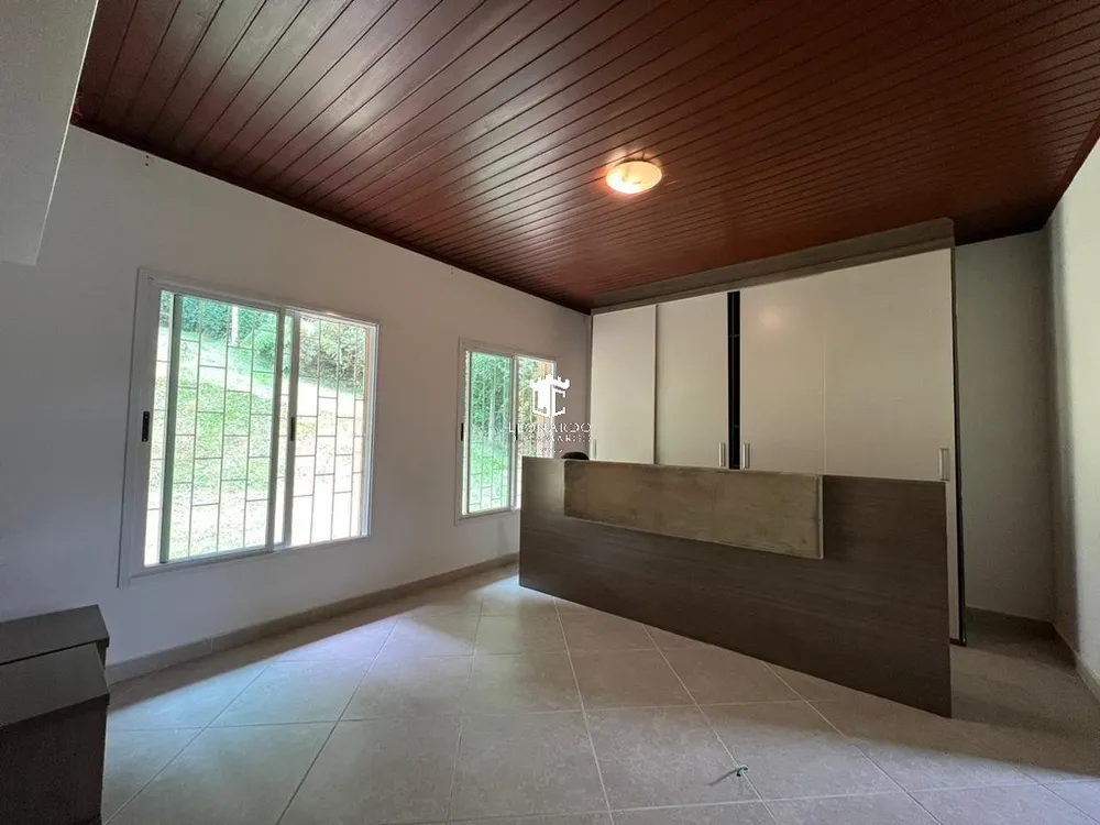 Chácara, 3 quartos, 6590 m² - Foto 4