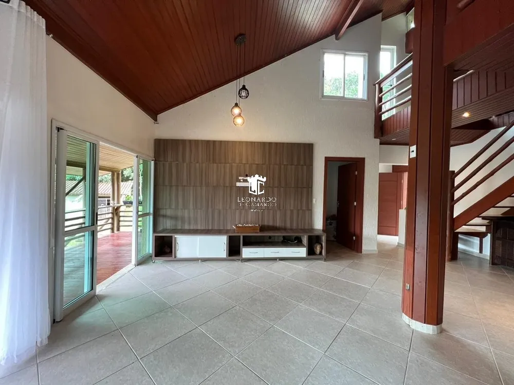 Chácara, 3 quartos, 6590 m² - Foto 1