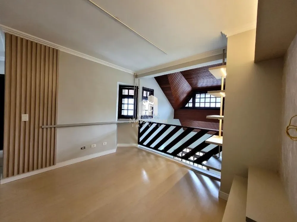 Casa, 3 quartos, 236 m² - Foto 3