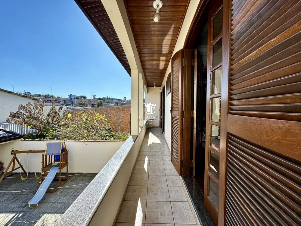 Sobrado, 4 quartos, 306 m² - Foto 8
