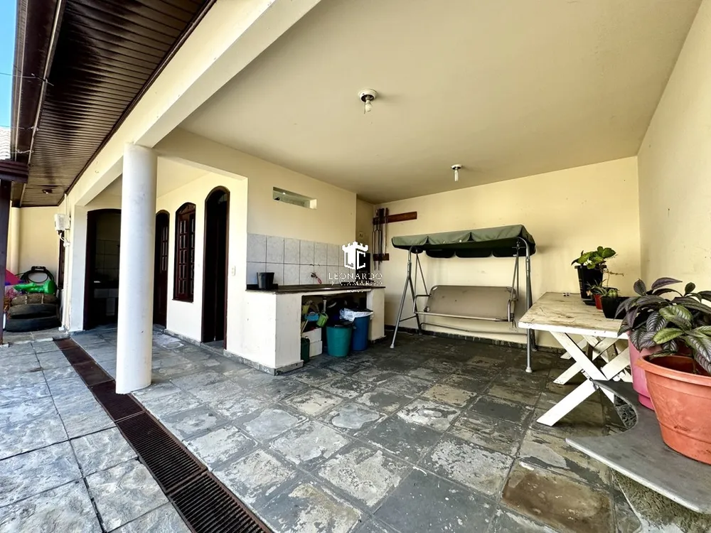 Sobrado, 4 quartos, 306 m² - Foto 2