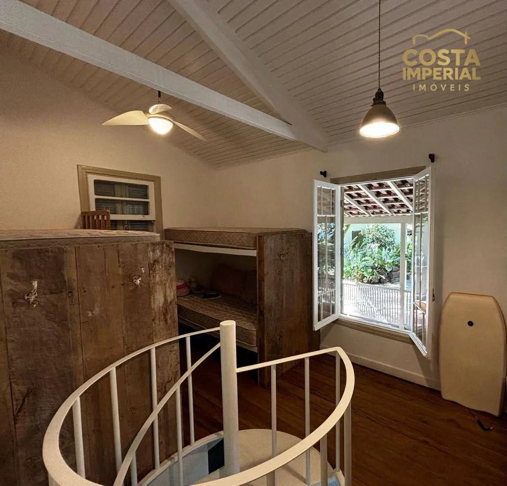 Casa, 4 quartos, 287 m² - Foto 2