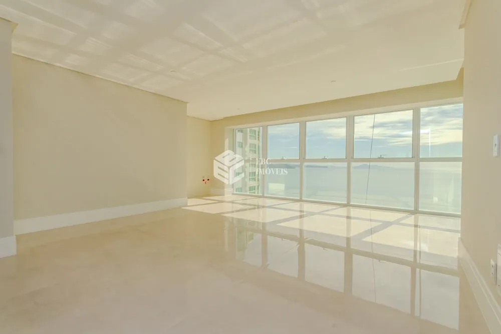 Apartamento, 4 quartos, 194 m² - Foto 2