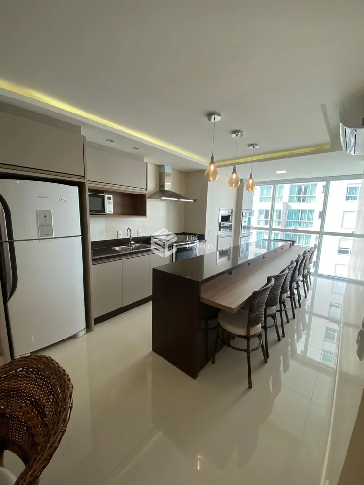 Apartamento, 3 quartos, 117 m² - Foto 2