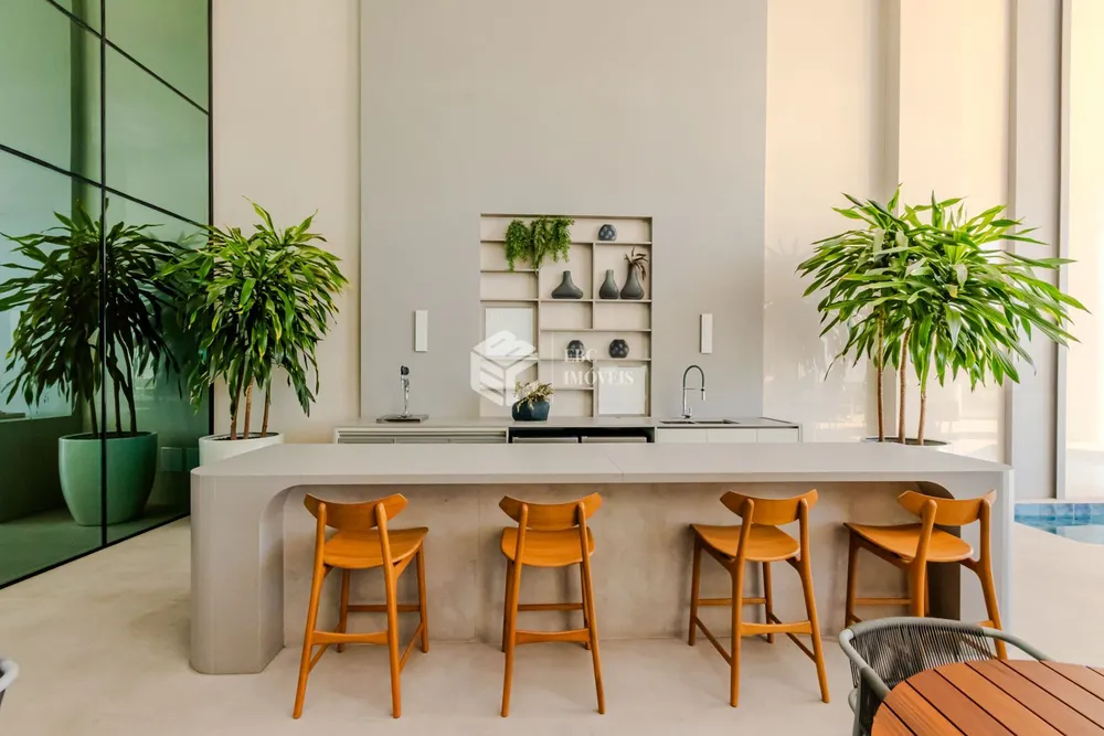 Apartamento, 4 quartos, 194 m² - Foto 1