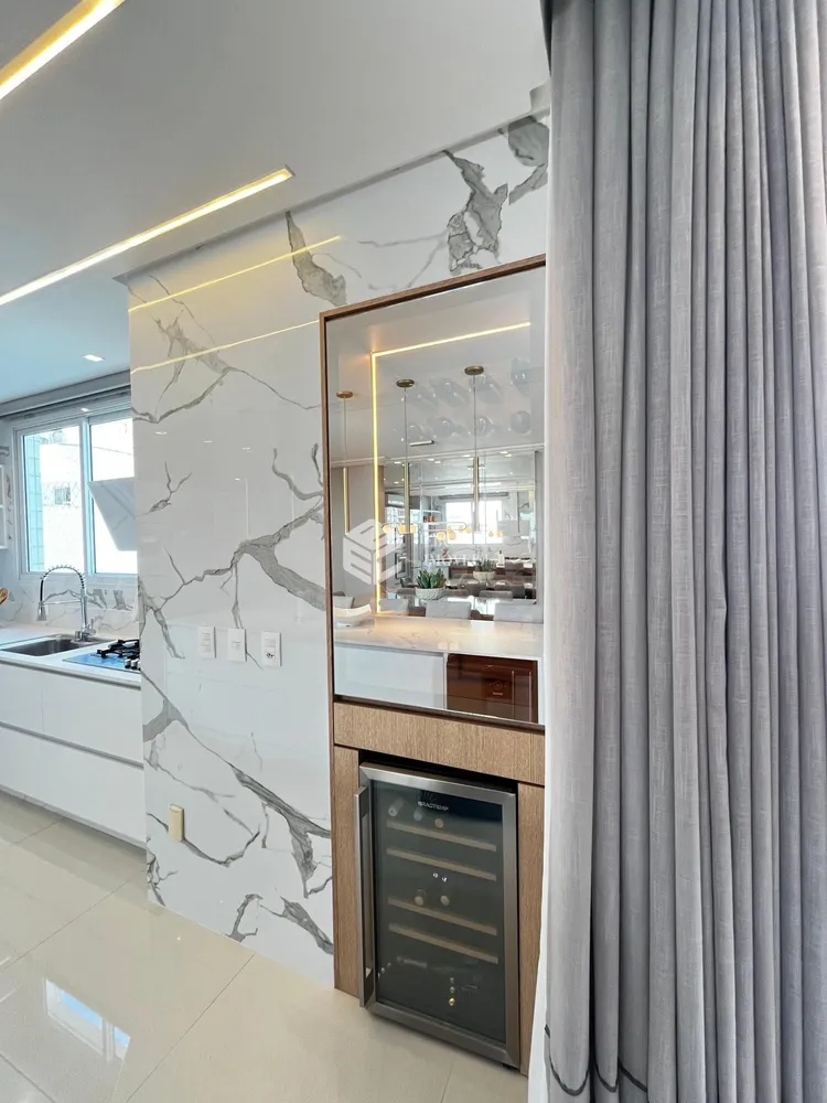 Apartamento, 3 quartos, 162 m² - Foto 2