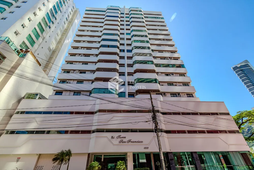 Apartamento, 3 quartos, 138 m² - Foto 1