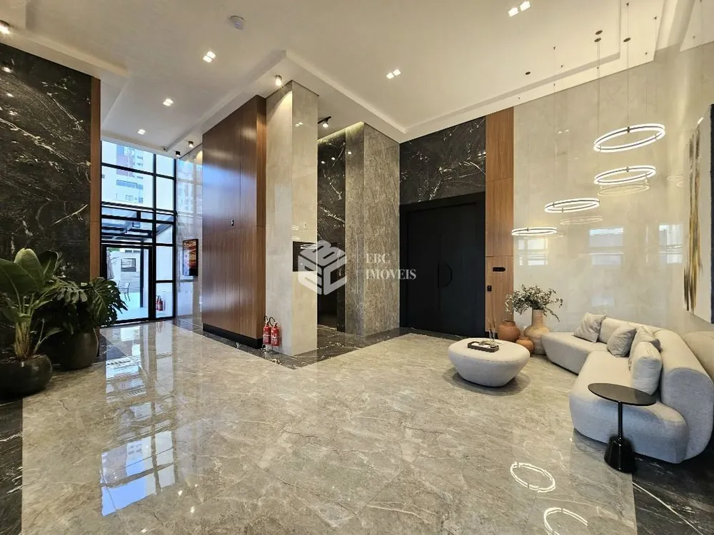 Apartamento, 3 quartos, 130 m² - Foto 1