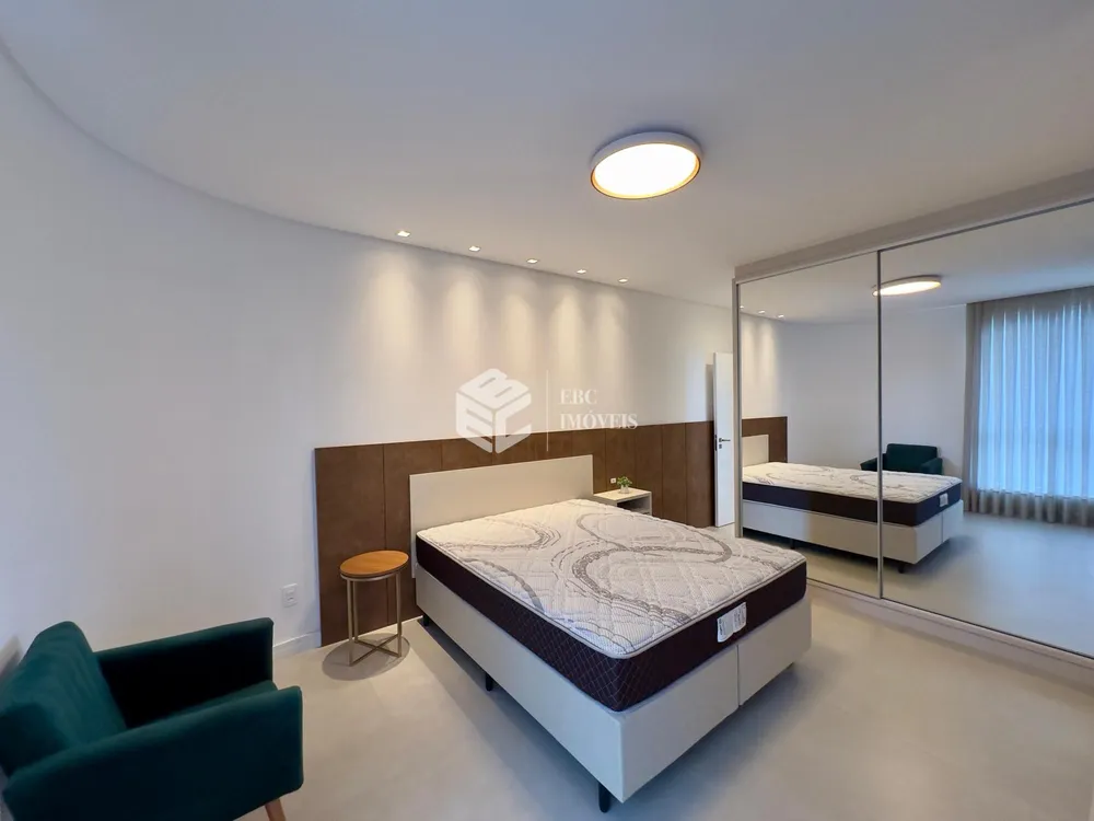 Apartamento, 3 quartos, 128 m² - Foto 2