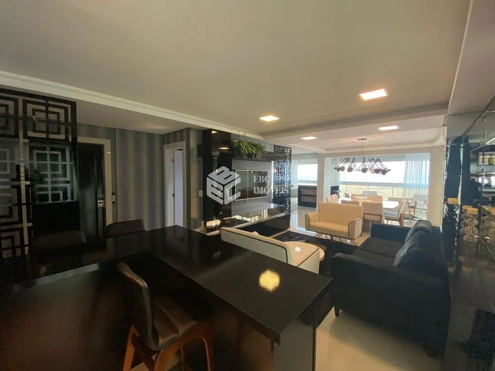 Apartamento, 4 quartos, 208 m² - Foto 1