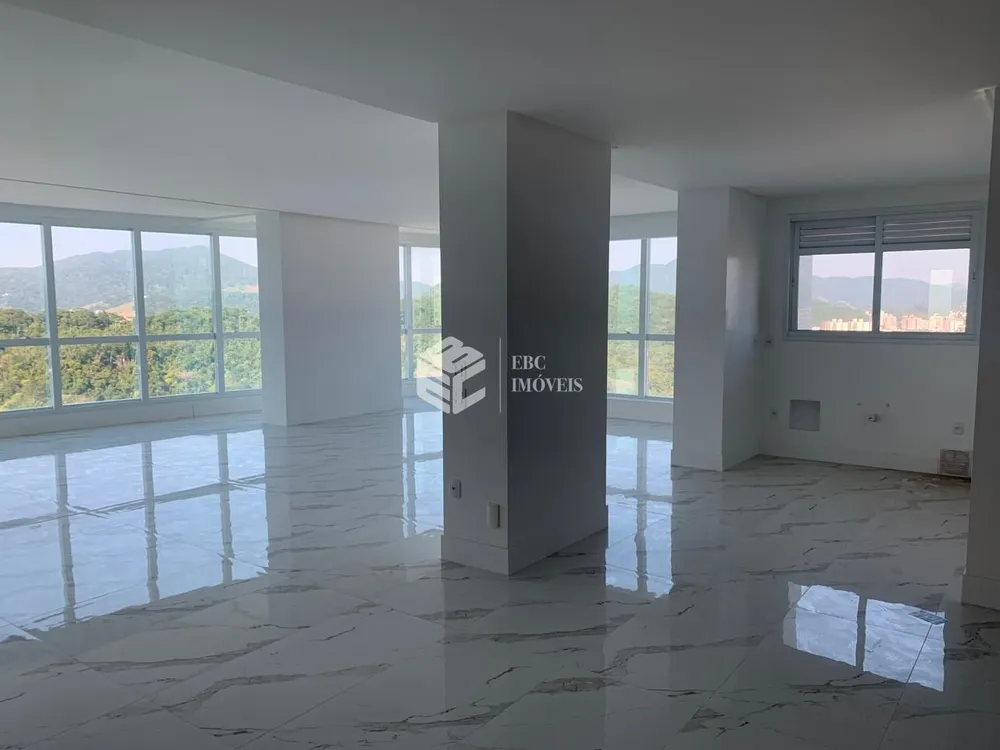 Apartamento, 3 quartos, 187 m² - Foto 1
