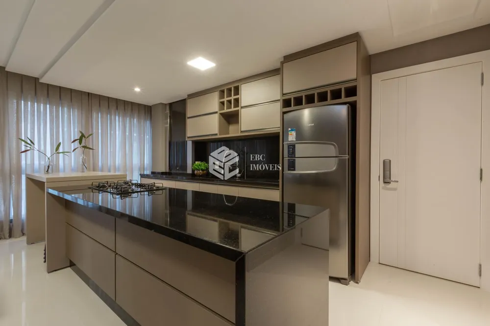 Apartamento, 3 quartos, 163 m² - Foto 1