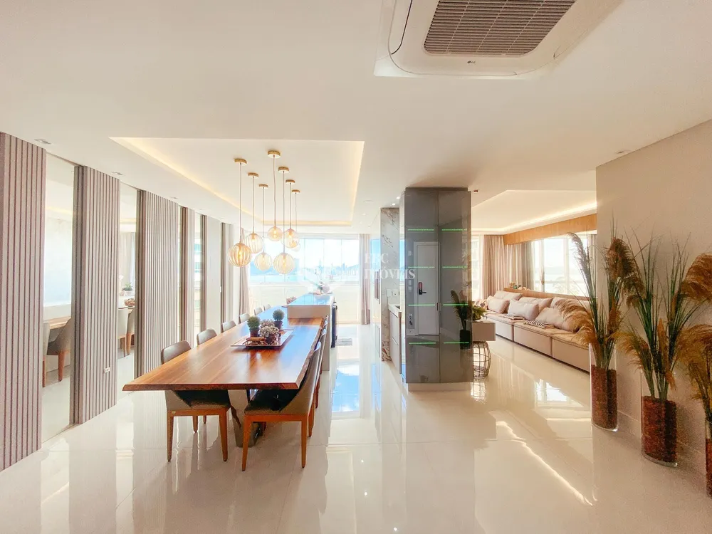 Apartamento, 4 quartos, 200 m² - Foto 1