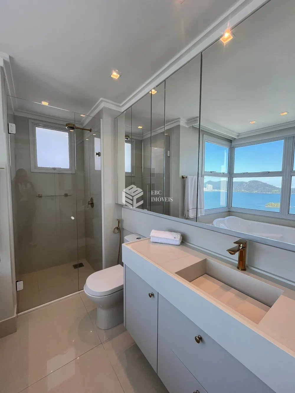 Apartamento, 3 quartos, 135 m² - Foto 1